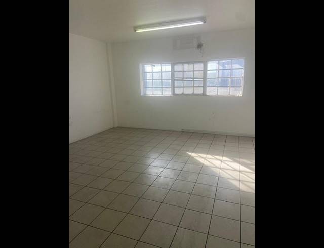 INDUSTRIAL PROPERTY TO RENT IN DEAL PARTY